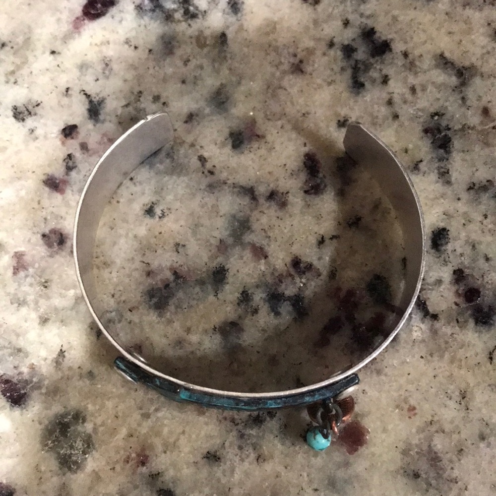 Only 1 left✨Serenity prayer!! Cross band bracelet - Picture 4 of 5